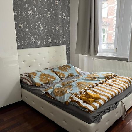 Tea Liu Apartment Будапеща Екстериор снимка