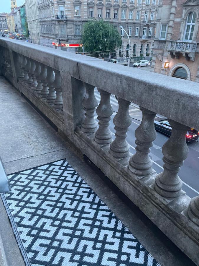 Tea Liu Apartment Будапеща Екстериор снимка